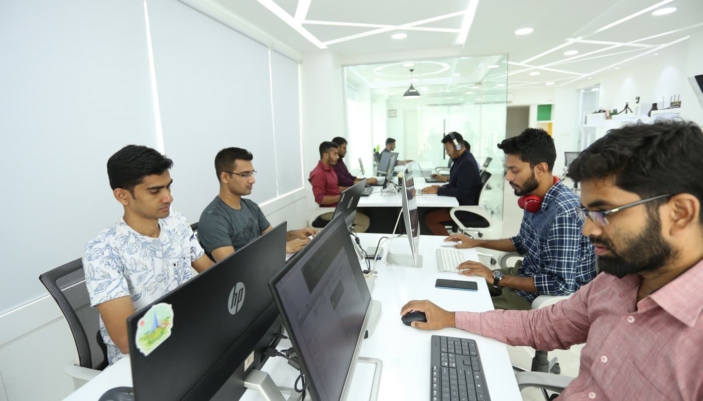What to Look for When Hiring a Tech Team in Bangladesh